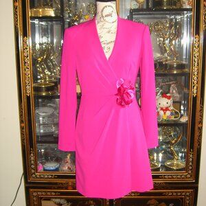 ELIZA J STRETCH SCUBA CREPE SURPLICE ROSETTE DRESS S